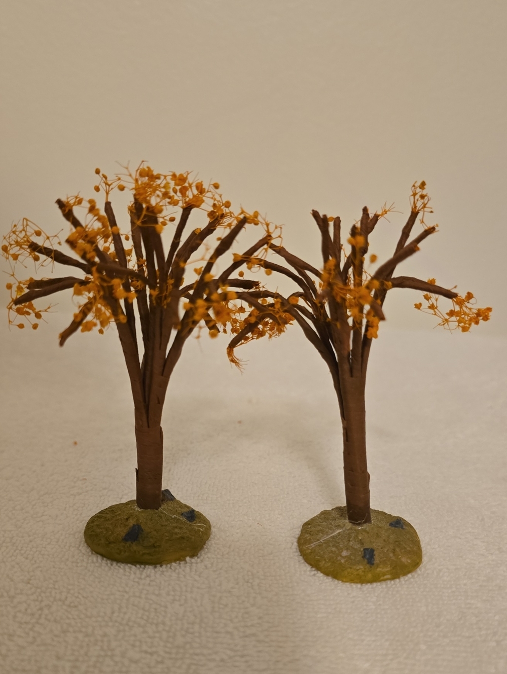Set of 9 Vintage Fall Harvest Village Figurines - Picture 6 of 16